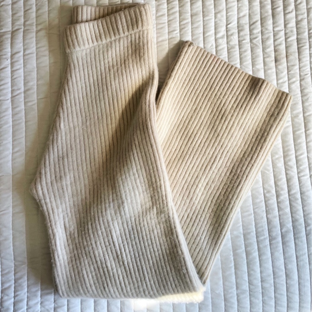 Front Row Show - 100% Wool - Picture 2 of 6